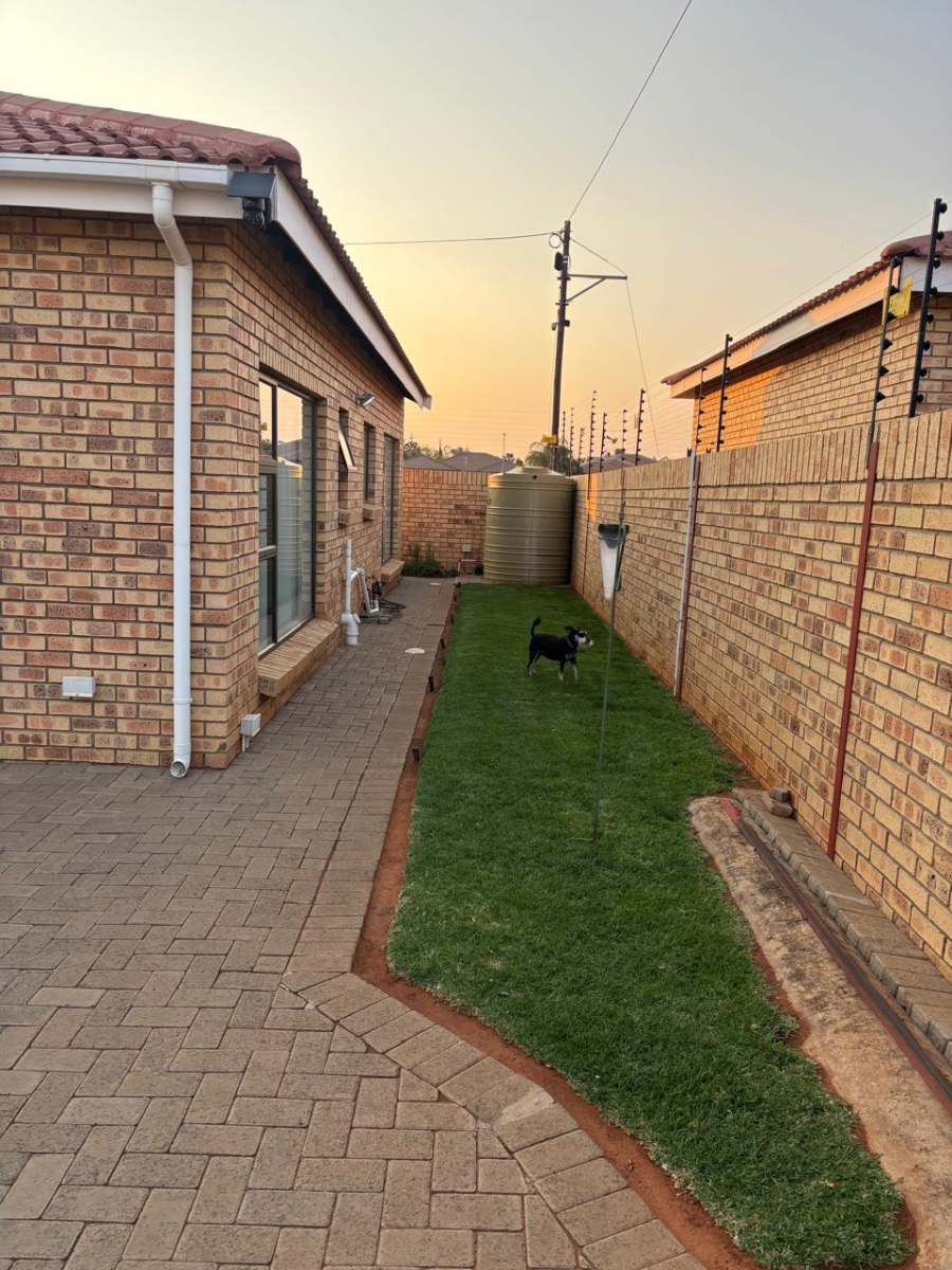 3 Bedroom Property for Sale in Hillcrest Northern Cape